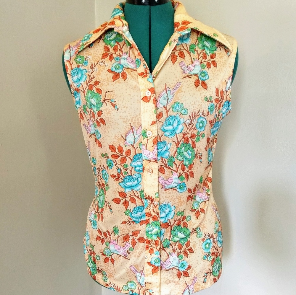 Vintage Sleeveless Floral Top